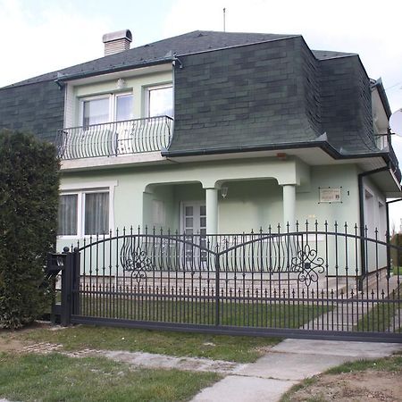 Orwa Apartmanok - Cedrus Koez Zalakaros Exteriör bild